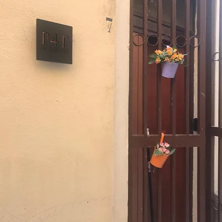P4t Holidays - Center Apartamento